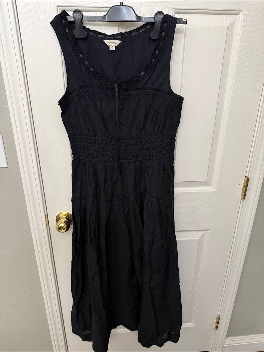 Lucky Brand Black Sleeveless Midi Dress with Smocked Waist